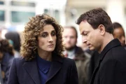 Zwei merkwürdige Todesfälle bereiten den Detectives Mac Taylor (Gary Sinise) und Stella Bonasera (Melina Kanakaredes) Kopfzerbrechen.