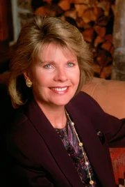 Barbara Anderson (Eve Whitfield).