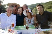 Holger Weinert (Mitte hinten) mit Christian Pelikan (links), Fabian und Daniela von Berlepsch, Jakob Eisler (rechts); links im Hintergrund neben Holger Weinert Jana Brehm.