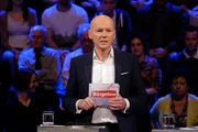 "Bürgerforum", "Angst vor dem Terror - das Ende von Multikulti?." Die täglichen Terrornachrichten aus dem arabischen Raum und die jüngsten Anschläge in Paris und Kopenhagen prägen das Bewusstsein der Menschen hierzulande. Österreicher fühlen sich bedroht und Muslime sehen sich unter Generalverdacht. Ist das Konzept der multikulturellen Gesellschaft gescheitert? In der österreichischen Innenpolitik werden die Töne schärfer. Jetzt fordern auch Sozialdemokraten Strafen bei "Integrationsunwilligkeit". Ehemalige ÖVP-Spitzenpolitiker schlagen sogar ein Kopftuchverbot vor. Unter dem Eindruck des Pariser Massakers segnet der Ministerrat noch im Jänner ein 290 Millionen Euro-schweres Sicherheitspaket ab. Fast zeitgleich schwappt aus Deutschland ein Ableger der Pegida-Bewegung nach Österreich über und will sich gegen die angebliche Islamisierung hierzulande zur Wehr setzen. Auf der Straße formiert sich Widerstand.Was ist los im Land? Wie geht es den muslimischen Bürgerinnen und Bürgern mit d