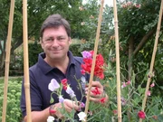 Alan Titchmarsh in Well Cottage Garden