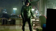 Oliver Queens (Stephen Amell, r.) und Bodyguard John Diggle (David Ramsey)
