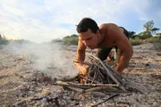 Phil Breslin macht sich Feuer im Outback.