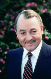 Higgins (John Hillerman)