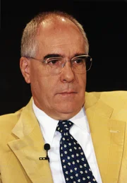 Moderator Dr. Walter Flemmer.