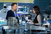 Carmine Giovinazzo (Det. Danny Messer), Sela Ward (Det. Jo Danville).