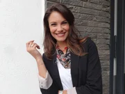 Maklerin Simone Voss