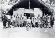 Die grausamen Exzesse im Zuge der wirtschaftlichen Ausbeutung des Kongo gingen als sogenannte "Kongogräuel" in die Geschichte ein und zwangen König Leopold 1908 zur Übergabe des Kongo als Kolonie an den belgischen Staat.