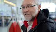 Hans Schön auf der Suche nach seinem Vater.