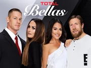 L-R: John Cena, Nikki Bella, Brie Bella und Bryan Danielson