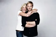 Wer kocht besser? Die hr3-Moderatoren Tanja Rösner und Tobias Kämmerer liefern sich ein „Küchenduell“.