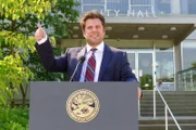 Shawn Spencer (James Roday)