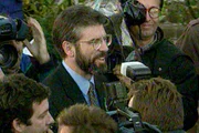 Gerry Adams, Präsident der irisch-republikanischen Partei Sinn Féin, im Jahr 1997