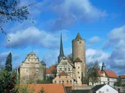 Blick auf Schlitz; die vier alten Burgen, die Teile einer mittelalterlichen Befestigungsanlage waren, bestimmen heute das Bild des Ortes Schlitz.