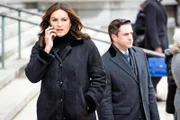 Olivia Benson (Mariska Hargitay), A.D.A. Rafael Barba (Raul Esparza)