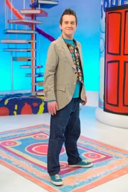 Wenn"s ums Basteln geht, hat Mister Maker die Nase vorn. In seinem magischen Studio, in dem alle Requisiten Bastelgegenstände in Übergröße sind, fehlt es an nichts.