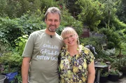 Angela und Dietmar Schmidl bewirtschaften ihren Kräuterberg-Garten nach den Regeln der Permakultur.
(Foto für die Folgen 1-4)
(Foto für die Folgen 1-4 verwendbar)