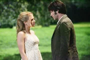 Eric a de nouveau disparu. Sookie fait appel à Alcide pour l'aider à retrouver le vampire. Bill est également à sa recherche. Pam demande à Marnie d'annuler le sort qui a rendu Eric amnésique. Toujours retenu à Hotshot, Jason parvient enfin à se libérer. Par ailleurs, Bill se découvre un lien de parenté avec les Bellefleur. Après s'être brouillé avec son frère, Tommy tente de se rapprocher de sa mère. Quant à Sam, il rend visite à l'improviste à Luna, exaspérée qu'il ne l'ait pas prévenue de son arrivée.