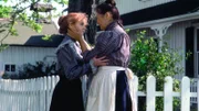 Anne Shirley (Megan Follows) und Marilla (Colleen Dewhurst) (v.l.)