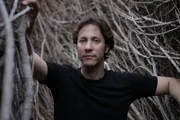 Dr. David Eagleman fuehrt durch die Sendung