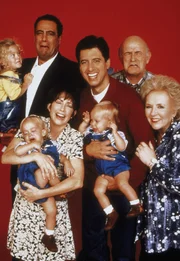 Brad Garrett, Patricia Heaton, Ray Romano, Peter Boyle, Doris Roberts