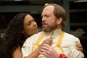 Maeve Millay (Thandie Newton) and Sylvester (Ptolemy Slocum).