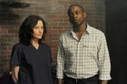 Yang (Ally Sheedy), Gus Guster (Dulé Hill)