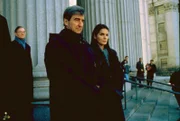 Jack McCoy (Sam Waterston, l.) und A.D.A. Abbie Carmichael (Angie Harmon, r.)