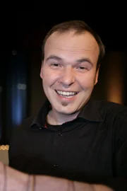 Hans Kautzmann, der Puppenspieler von "Ralphi".