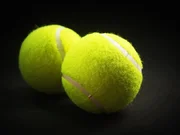 Tennis balls