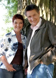 Carla Kniestedt moderiert gemeinsam mit Ulli Zelle das HEIMATJOURNAL.