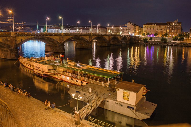 Eine Reise nach Tschechien - Goldenes Prag und glänzende Kurbäder D ...