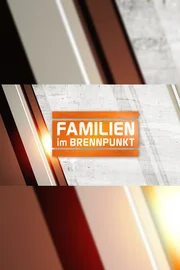 Nur wenige Familien bleiben von belastenden Krisen verschont - und nicht selten enden diese vor deutschen Familiengerichten. Die Scripted Doku Soap "Familien im Brennpunkt" begleitet Konflikte unter deutschen Dächern, die Anwälte und Gerichte beschäftigen: Scheidungsdramen, Sorgerechtsstreitigkeiten, Probleme rund um die Anerkennung der Vaterschaft oder Probleme mit Ämtern und Behörden.