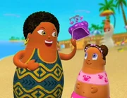 Plunkie hat für Twinkle (re.) eine ganz besondere Badekappe dabei!