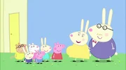 Peppa und ihre Freunde freuen sich auf das Baby von Frau Löffel. Sie dürfen sogar bei der Suche nach dem Namen helfen. Ob es ein Junge oder ein Mädchen wird?