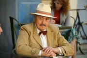 Victor Lanoux