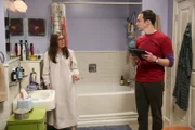 Mayim Bialik (Amy Farrah Fowler), Jim Parsons (Sheldon Cooper).