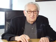 Egon Karl-Heinz Bahr, seit 1956 Mitglied der SPD.