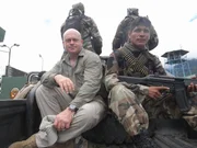 Ross Kemp zeigt, wie die globale Nachfrage nach Kokain zur Abholzung des Regenwaldes führt und dass der Anstieg des Goldpreises zur Folge hat, dass die Menschen den Regenwald zerstören, um ihren Lebensunterhalt zu verdienen.