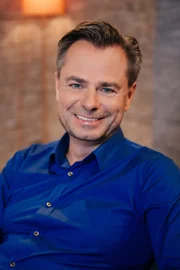 Moderator Michael Sporer.