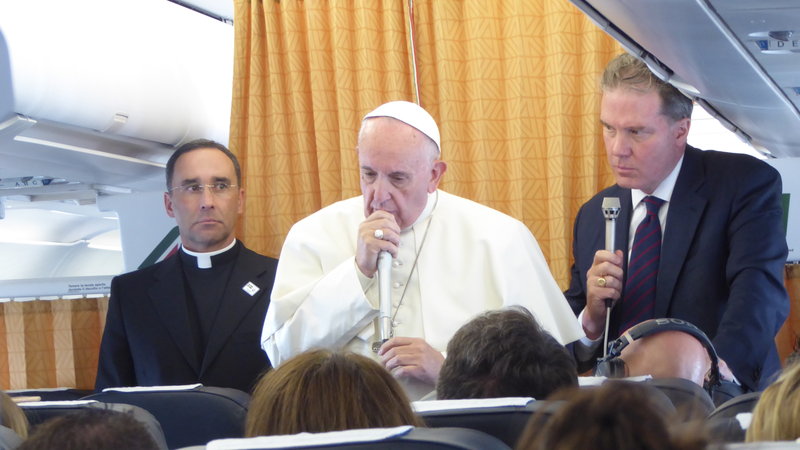 Schleuser, Schurken und der Papst – Franziskus und sein Kampf gegen den Menschenhandel (D, 2016)