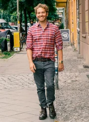 Upcycling-Experte Thomas Klotz zeigt, wie aus scheinbar wertlosem Sperrmüll kunstvolle Liebhaberstücke werden.