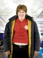 Tommy Reid (Matt Lucas), Fast-Food Mitarbeiter & und Pilot in Spe.