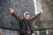Der serbische Kriegsverbrecher Dragutin (Rupert Graves)