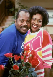 1. Staffel: Harriette (JoMarie Payton) und Carl Winslow (Reginald VelJohnson)