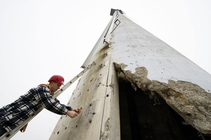 Vorsicht, hochexplosiv! Berufe mit Sprengstoff (D, 2011)