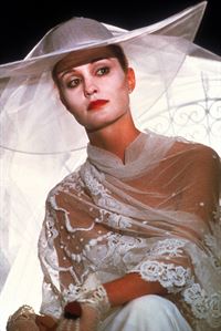 Hinter Dem Rampenlicht Hinter Dem Rampenlicht