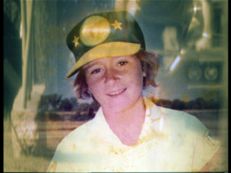 Mörderischer Finderlohn – Sacramento 1977: Die 15-jährige Penny Parker (Foto) wird vermisst. Ein paar Tage nach ihrem Verschwinden entdeckt Don Jennings die übel zugerichtete Leiche...Mörderischer Finderlohn â€“ Sacramento 1977: Die 15-jährige Penny Parker (Foto) wird vermisst. Ein paar Tage nach ihrem Verschwinden entdeckt Don Jennings die übel zugerichtete Leiche...