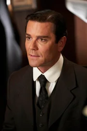 Yannick BISSON (Inspecteur William Murdoch)