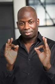 Kelechi Onyele, Frankfurter mit nigerianischen Wurzeln, ist als Coach tätig.